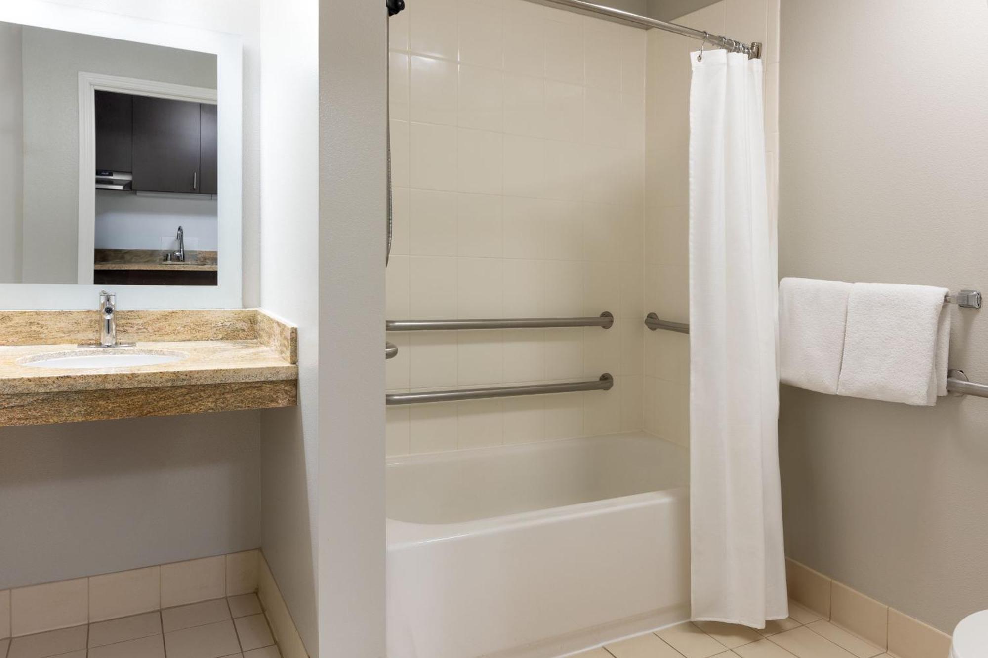 Towneplace Suites By Marriott Sacramento Roseville Extérieur photo